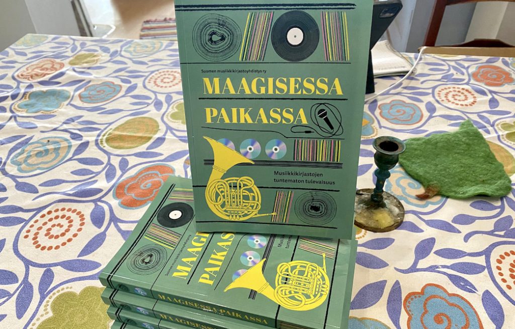 Maagisessa paikassa, 2021.