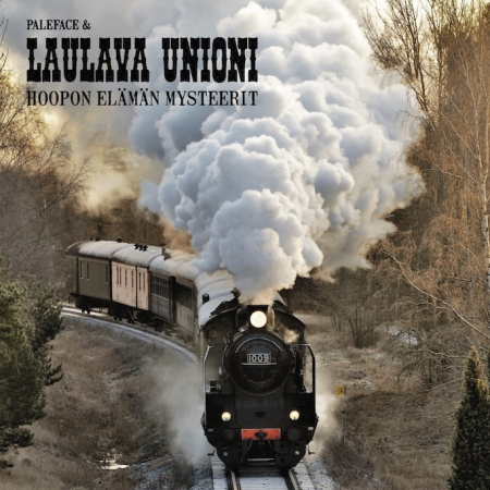 Ari Väntänen ja Levyhyllyt • Paleface & Laulava Unioni palaa protestifolkin juurille • Tie vapauteen [2019] • Hoopon elämän mysteerit [2025] • Kuva: Paleface & Laulava Unioni: Hoopon elämän mysteerit [Z-Trading 2025]. Kannen valokuva: Raimo Lakso