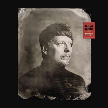 Ari Väntänen ja Levyhyllyt • Rami Helin Presents The Joyful Apocalypse [2026] – matka halki ajan ja Euroopan • Kuva: Rami Helin – The Joyful Apocapypse [2026]