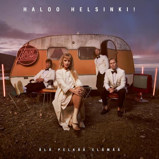 Haloo Helsinki! Älä pelkää elämää (2021).