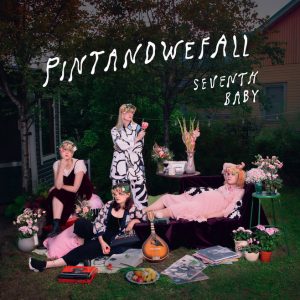 Pintandwefall: Seventh Baby (Soliti 2022). Levynkannen alkuperäinen valokuva: Hetta Inari Komi