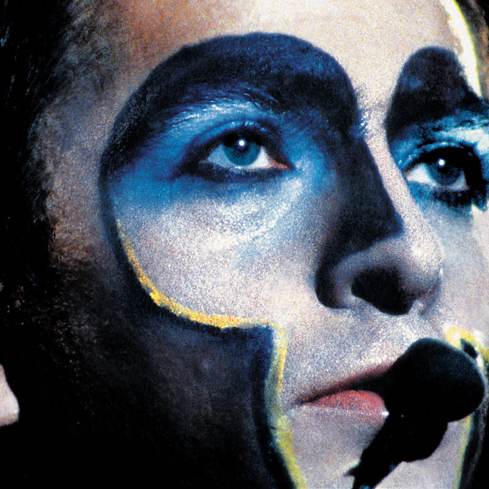 Peter Gabriel: Plays Live (Charisma 1983).